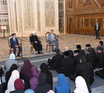 وزير الأوقاف يستقبل سفير سلطنة بروناي بالقاهرة والوفد المرافق له بمركز مصر الثقافي الإسلامي